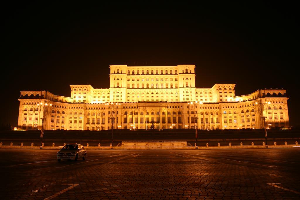 Color Apartments Downtown Bucharest Exterior photo